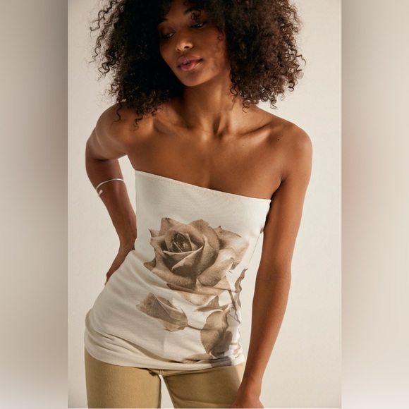 FREE PEOPLE Sunday Market Rose Graphic Ribbed Tube Top - Picture 3 of 11